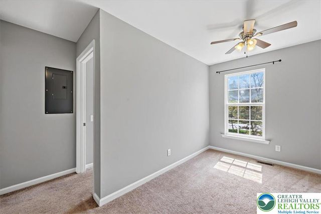 1420 Artisan Court, Upper Macungie Twp, PA 18031