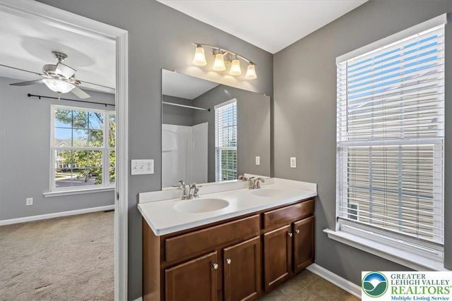 1420 Artisan Court, Upper Macungie Twp, PA 18031