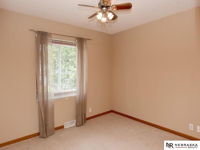 6317 N 112th Circle, Omaha, NE 68164