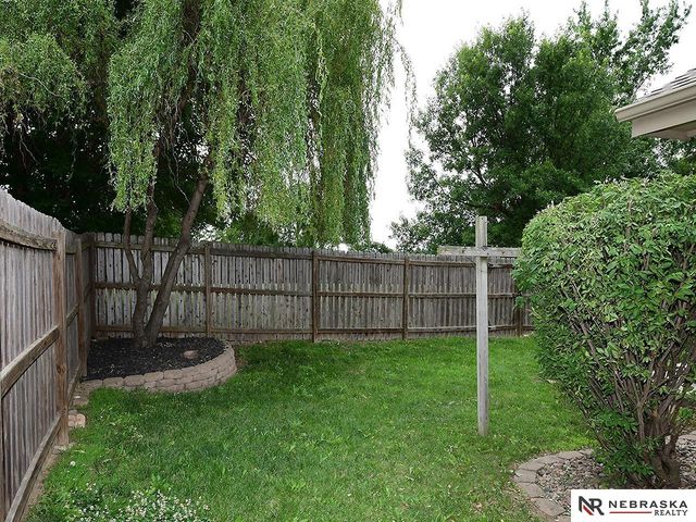 6317 N 112th Circle, Omaha, NE 68164
