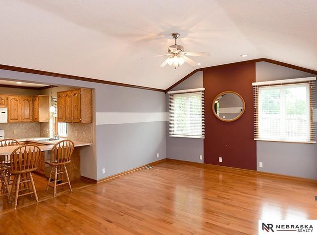 6317 N 112th Circle, Omaha, NE 68164