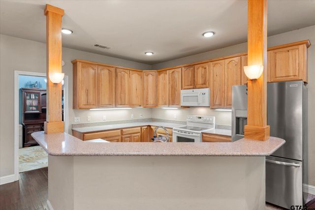 973 RS County Road 3346, Emory, TX 75440