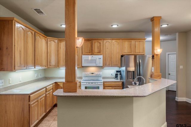 973 RS County Road 3346, Emory, TX 75440