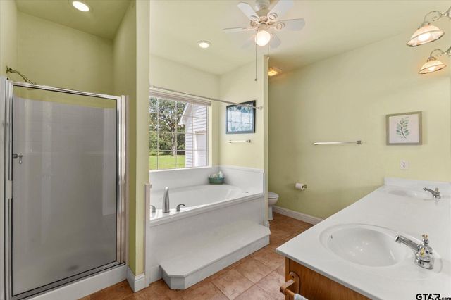 973 RS County Road 3346, Emory, TX 75440