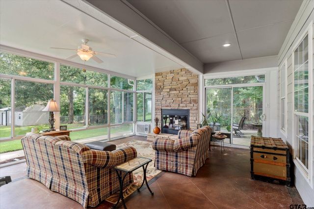 973 RS County Road 3346, Emory, TX 75440