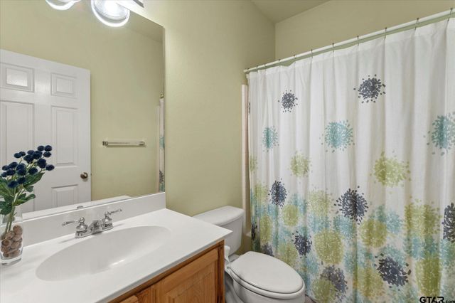 973 RS County Road 3346, Emory, TX 75440