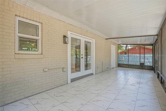 6040 KNOLLWOOD DR, Ridge Manor, FL 33523