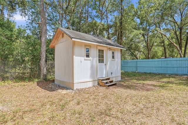 6040 KNOLLWOOD DR, Ridge Manor, FL 33523