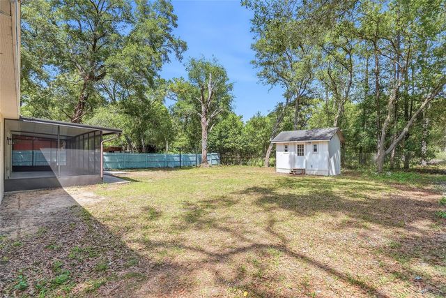 6040 KNOLLWOOD DR, Ridge Manor, FL 33523