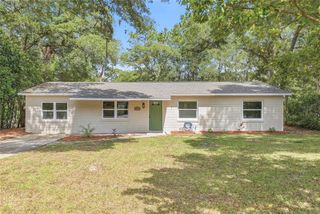 6040 KNOLLWOOD DR, Ridge Manor, FL 33523