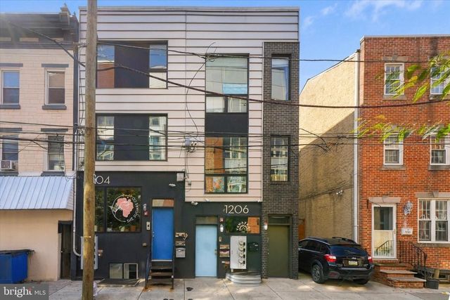 1204-06 E PALMER ST