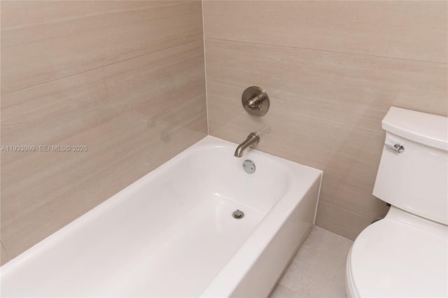 3625 N Country Club Drive 309, Aventura, FL 33180