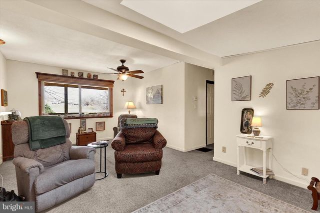 474 MOUNT OLIVET CHURCH RD, Fawn Grove, PA 17321