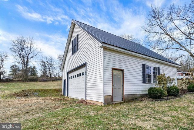474 MOUNT OLIVET CHURCH RD, Fawn Grove, PA 17321