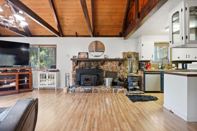 1833 James Drive, Springville, CA 93265