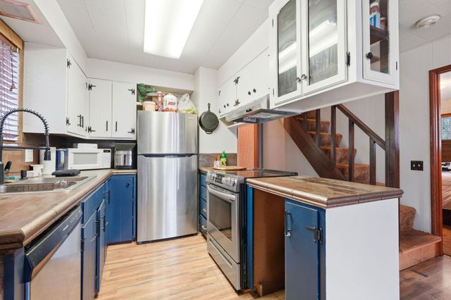 1833 James Drive, Springville, CA 93265