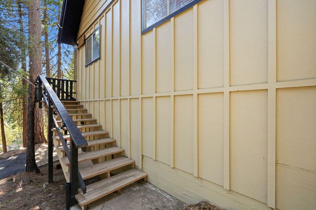 1833 James Drive, Springville, CA 93265