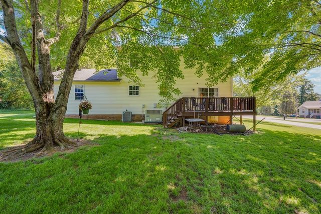 3151 Sparks Dr, Cookeville, TN 38506