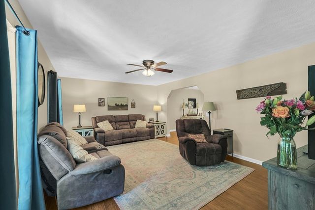 3151 Sparks Dr, Cookeville, TN 38506