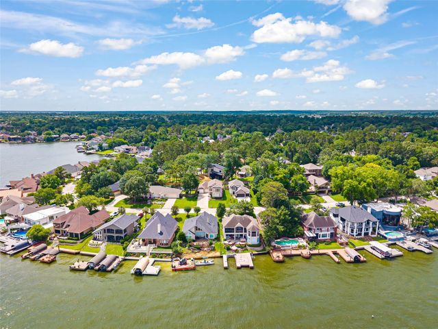 3805 Vail Court, Montgomery, TX 77356