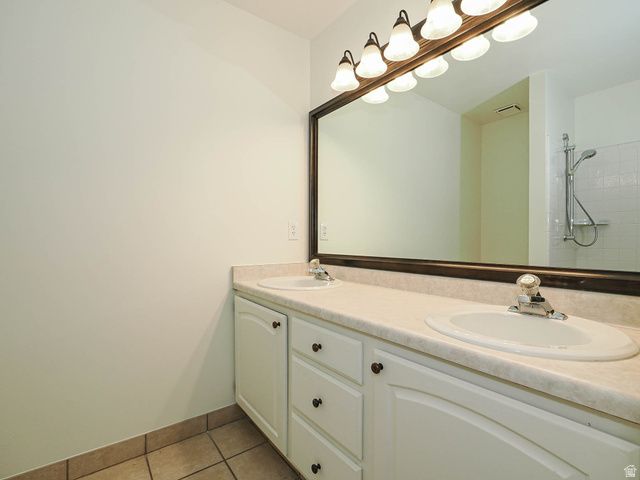 9909 S DREAM CIR, South Jordan, UT 84095