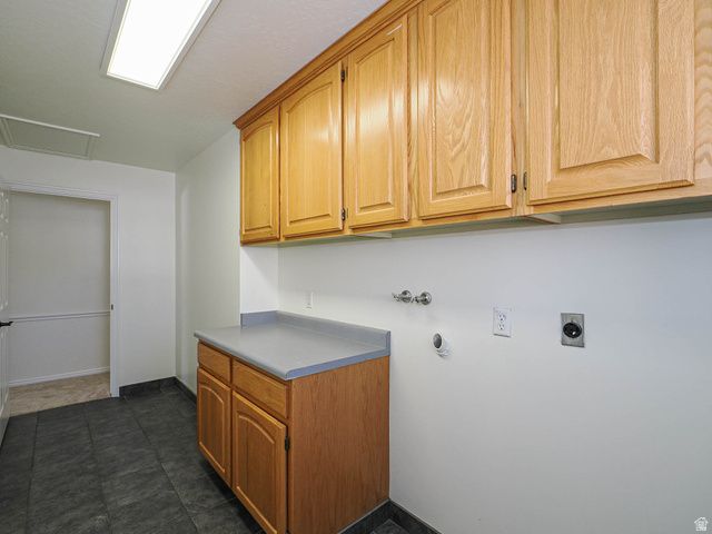 9909 S DREAM CIR, South Jordan, UT 84095