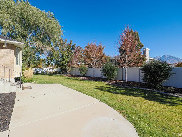 9909 S DREAM CIR, South Jordan, UT 84095