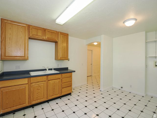 9909 S DREAM CIR, South Jordan, UT 84095