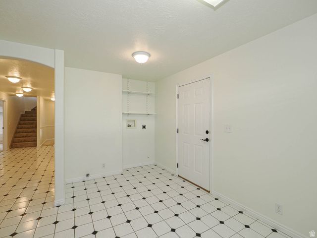 9909 S DREAM CIR, South Jordan, UT 84095