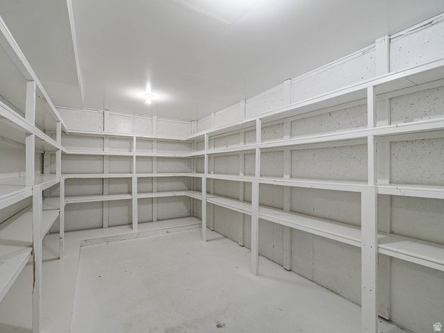 9909 S DREAM CIR, South Jordan, UT 84095