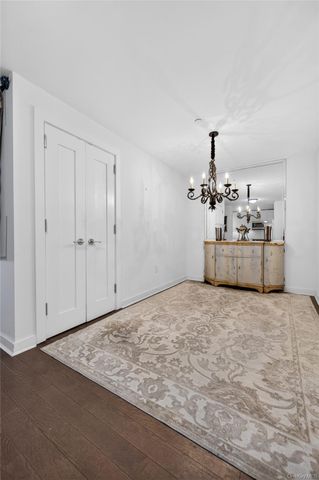 433 Main Street 103, Port Washington, NY 11050