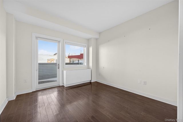 433 Main Street 103, Port Washington, NY 11050