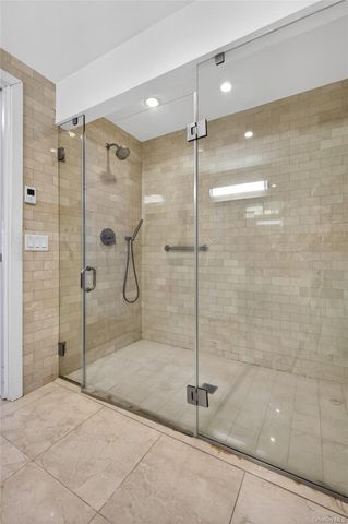 433 Main Street 103, Port Washington, NY 11050