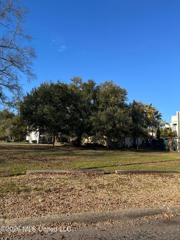 2501 Gulf Avenue, 1, Gulfport, MS 39501