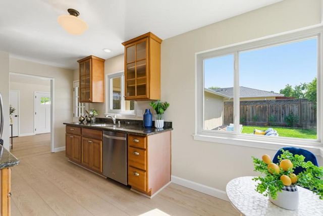 2173 Holbrook Drive, Concord, CA 94519