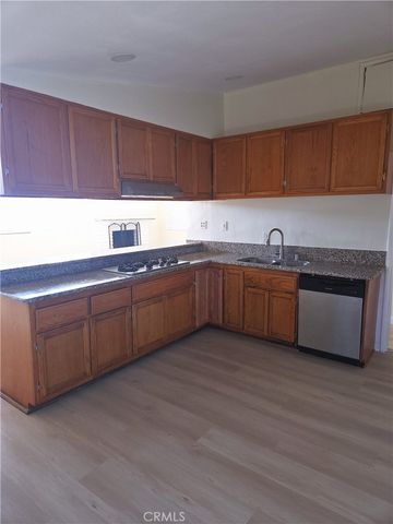 1001 S Gilbert, Fullerton, CA 92833