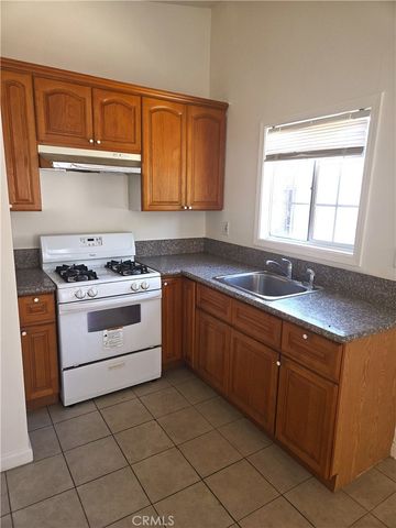 1001 S Gilbert, Fullerton, CA 92833