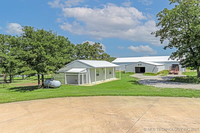 330 Loma Vista Lane, Skiatook, OK 74070