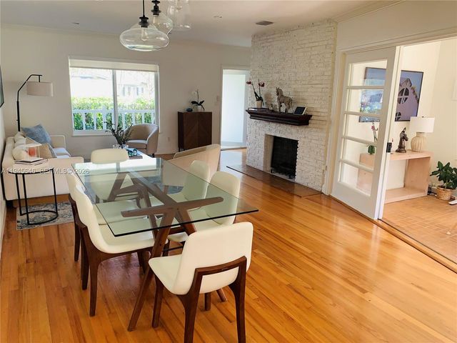 1240 S Alhambra Cir, Coral Gables, FL 33146