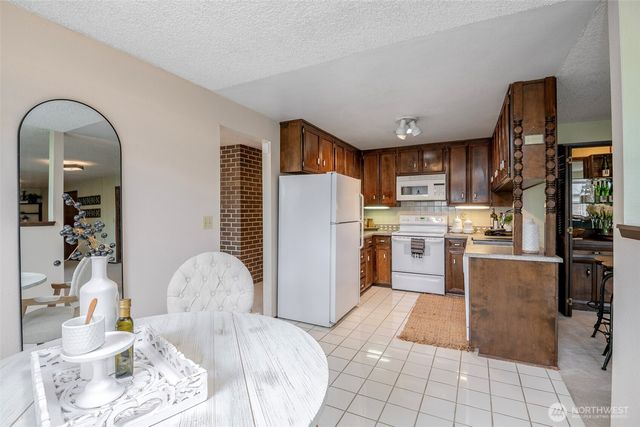 61 Bonney Street, Steilacoom, WA 98388