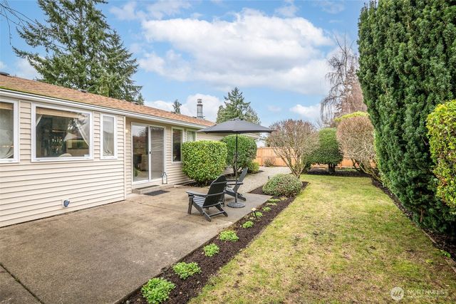 61 Bonney Street, Steilacoom, WA 98388