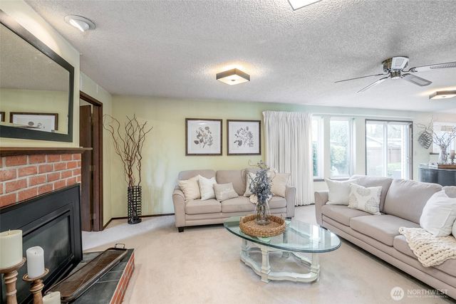 61 Bonney Street, Steilacoom, WA 98388