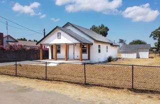 187 S Cloverleaf Street, Porterville, CA 93257