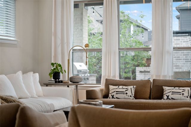 2262 Poppyvine Road, Frisco, TX 75033