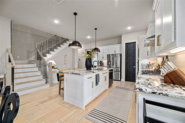 2262 Poppyvine Road, Frisco, TX 75033