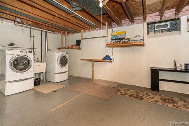 1760 Trailwood Path, Bloomfield Hills, MI 48301