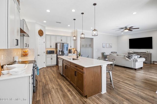 225 CLOVERBROOK Road, St. Johns, FL 32259