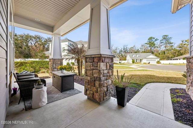 225 CLOVERBROOK Road, St. Johns, FL 32259