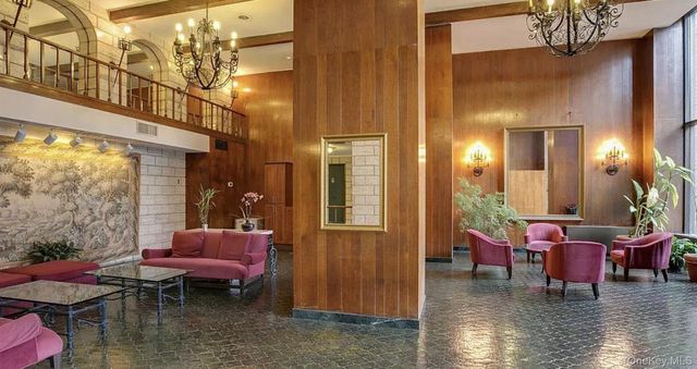 102-30 66th Road 17B, Forest Hills, NY 11375