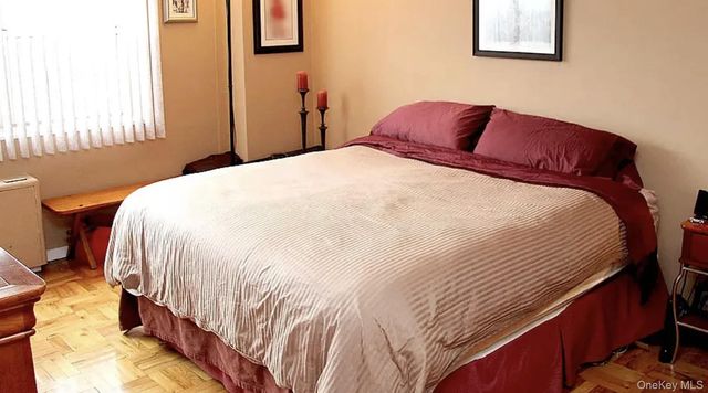 102-30 66th Road 17B, Forest Hills, NY 11375